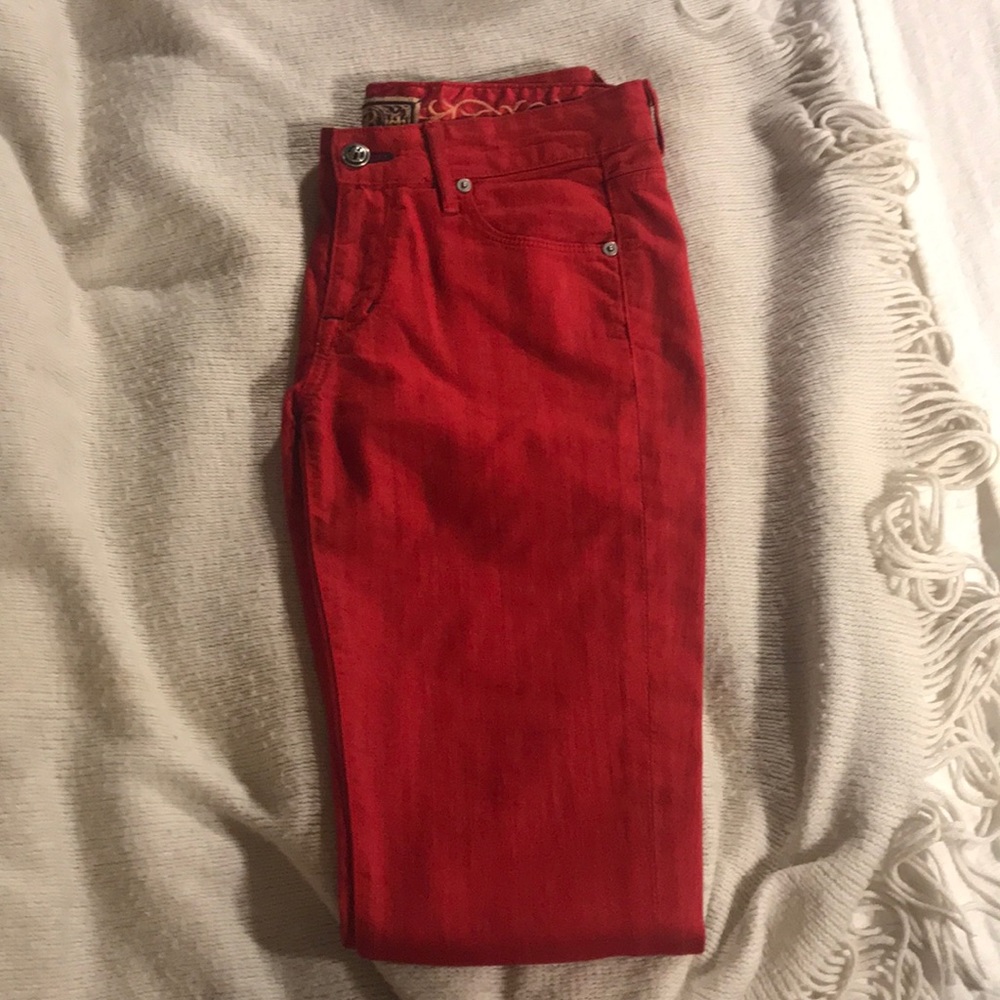 Rich and skinny red jeans